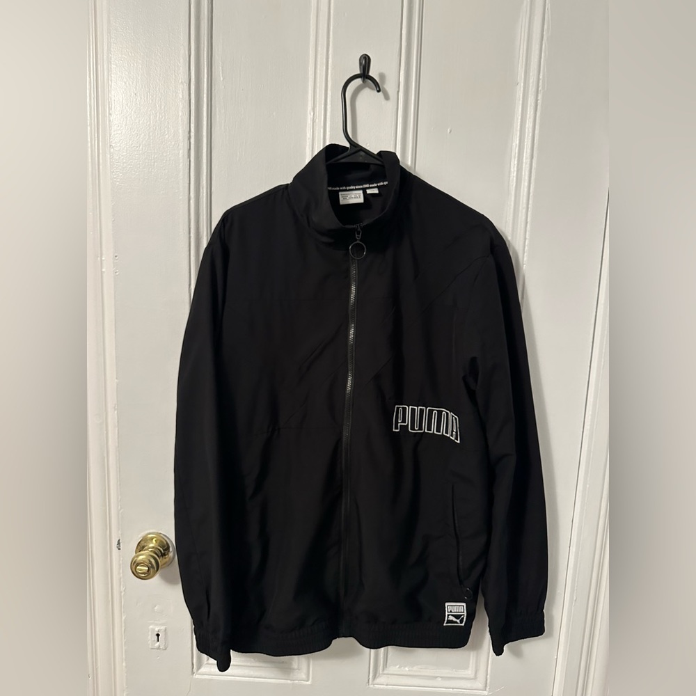 Men's Medium Puma Windbreaker